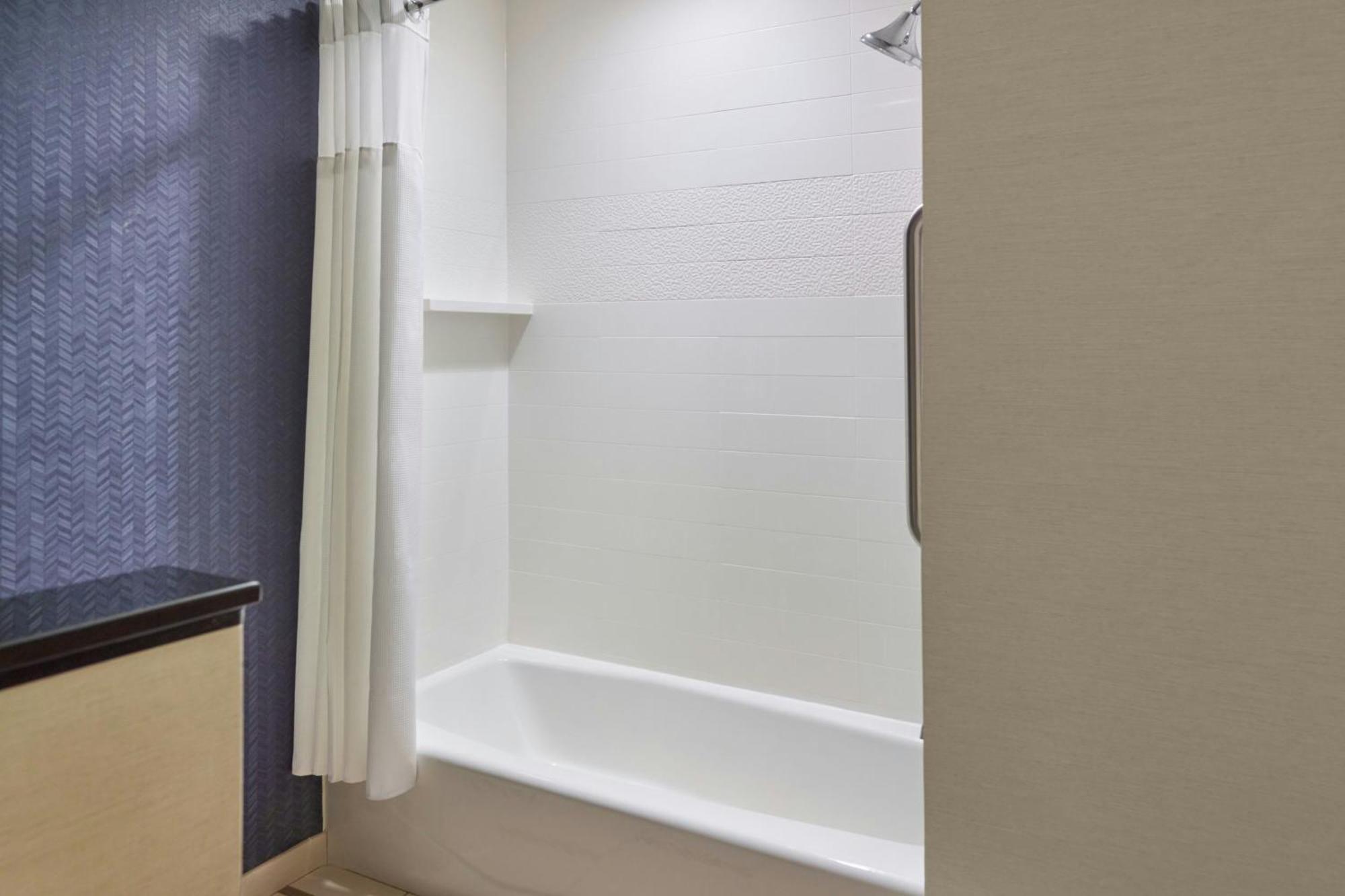 Fairfield Inn & Suites By Marriott Jackson Luaran gambar