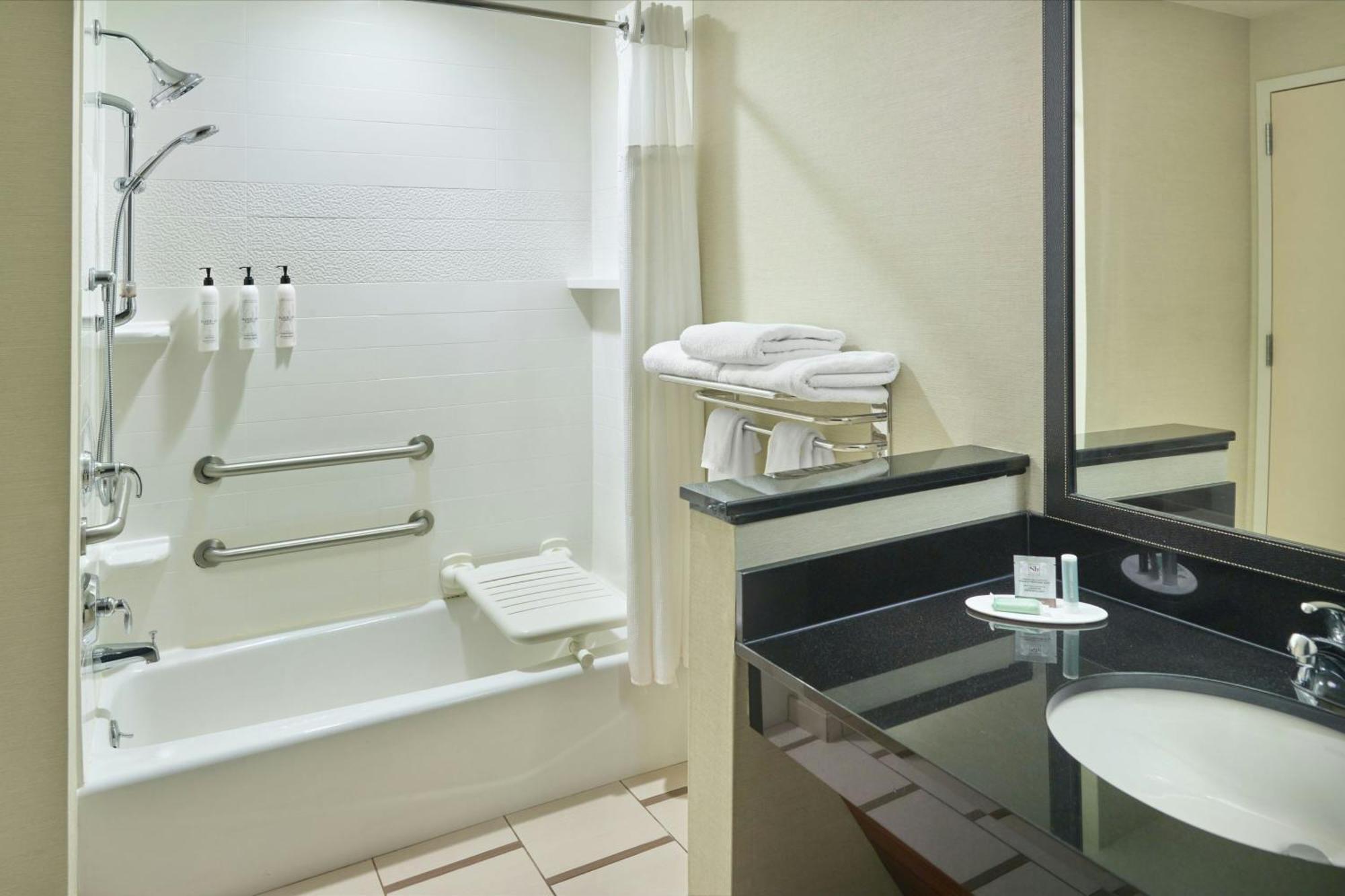 Fairfield Inn & Suites By Marriott Jackson Luaran gambar